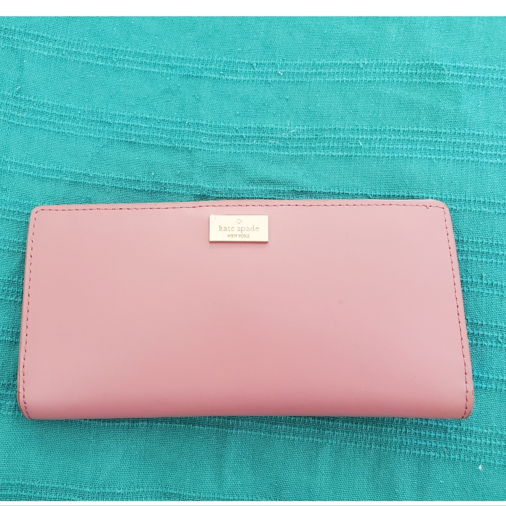 🐹 Kate Spade Pink Long Wallet 🐹